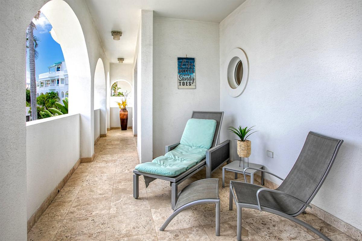 Villa rental St Martin - The balcony